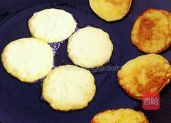香甜嫩玉米饼的做法图解10