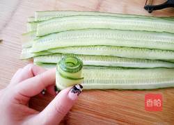 翡翠黄瓜卷的做法图解5