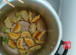 牛肉芹菜煎餃的做法圖解8