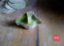 百财荠菜饺子的做法图解11
