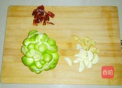 炝炒大头菜的做法图解1