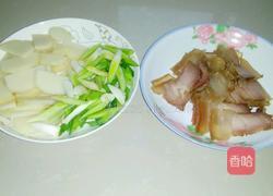 米豆腐炒腊肉的做法图解1