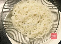 什锦炒米粉的做法图解3