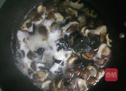 香菇炒木耳的做法图解4
