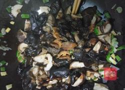 香菇炒木耳的做法图解12