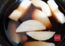 红酒炖雪梨的做法图解3