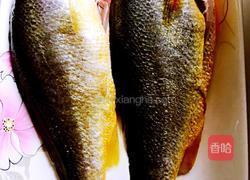 清蒸原汁原味黄花鱼的做法图解2