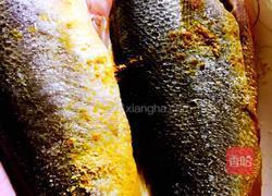 清蒸原汁原味黄花鱼的做法图解4