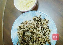 肉丝蘑菇辣椒酱的做法图解2