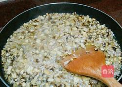 肉丝蘑菇辣椒酱的做法图解4