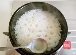 腊肠煲仔饭的做法图解8