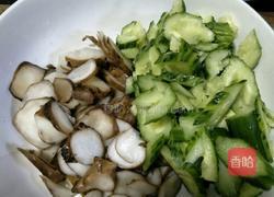 爽口小菜的做法图解3