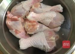 红烧鸡腿卤鸡蛋的做法图解1