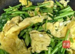 茼蒿炒蛋的做法图解9