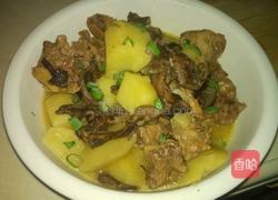 小鸡炖蘑菇土豆的做法图解5
