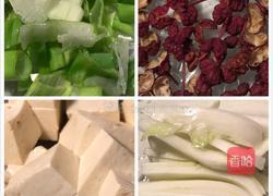 秘笈豆腐素炖白菜的做法图解1