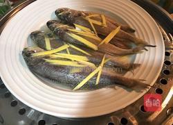 清蒸小黄鱼的做法图解3