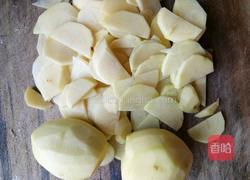 土豆炒平菇的做法图解1