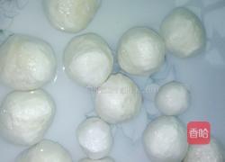 鱼丸芥菜猪杂汤的做法图解1