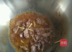 菠菜炒肉的做法图解4