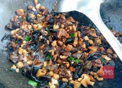 香菇肉丁打卤面的做法图解3