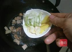 猪肉酸菜炖冻豆腐粉条的做法图解11