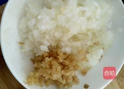 平菇猪肉馄饨的做法图解2