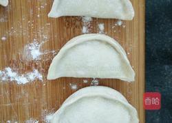 猪肉蒜苔馅水饺的做法图解6