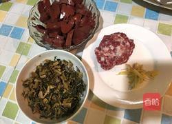 酸菜肉末猪血汤的做法图解2