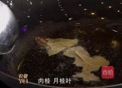 CCTV7食尚大转盘《羊排烧萝卜》的做法图解1