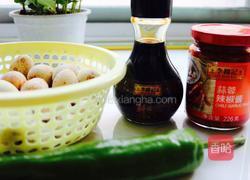 凉拌鹌鹑皮蛋的做法图解1