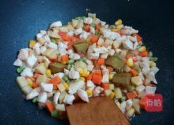 彩丁咖喱饭的做法图解4