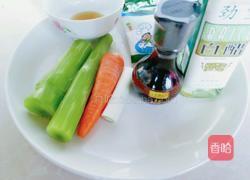 拌三丝（无味精版）的做法图解1