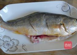 清蒸黄花鱼的做法图解3