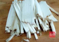 凉拌紫甘蓝的做法图解3