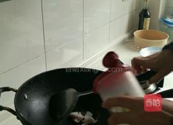 千张芹菜炒肉的做法图解3