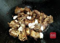 干锅蒜香排骨的做法图解7