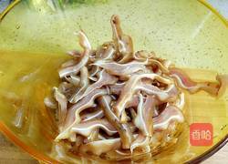 凉拌猪耳朵的做法图解3