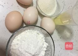 八寸戚风蛋糕的做法图解1