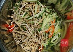凉拌豆腐丝的做法图解3