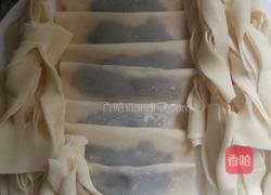 馄饨皮春卷的做法图解1