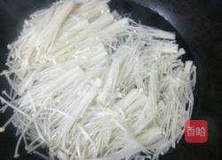 凉拌彩蔬金针菇的做法图解4