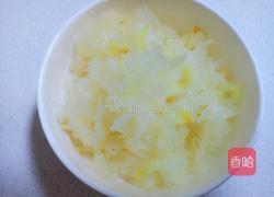 银耳红枣汤的做法图解2