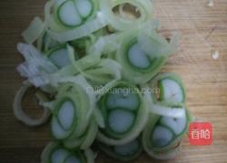 土豆酸菜素包子的做法图解2