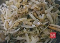 土豆酸菜素包子的做法图解9