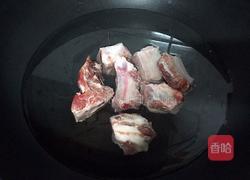 红烧排骨胡萝卜的做法图解2