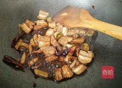 五花肉烧白菜的做法图解5