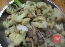 椰菜花炒肉的做法图解6