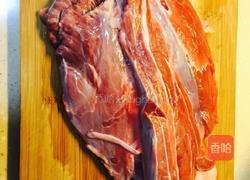 香辣牛肉面干的做法图解1