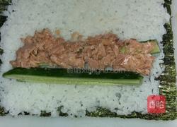 金枪鱼寿司的做法图解6